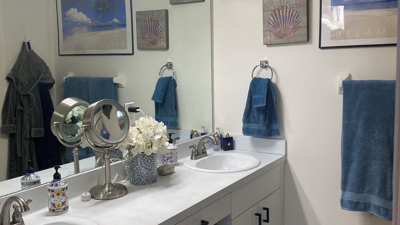Photo of Bathroom in Biggar
