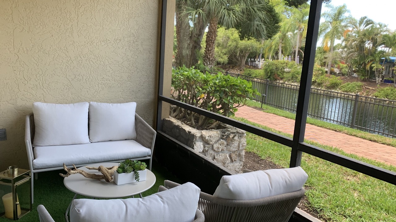 Photo of Outdoor in Park Shore