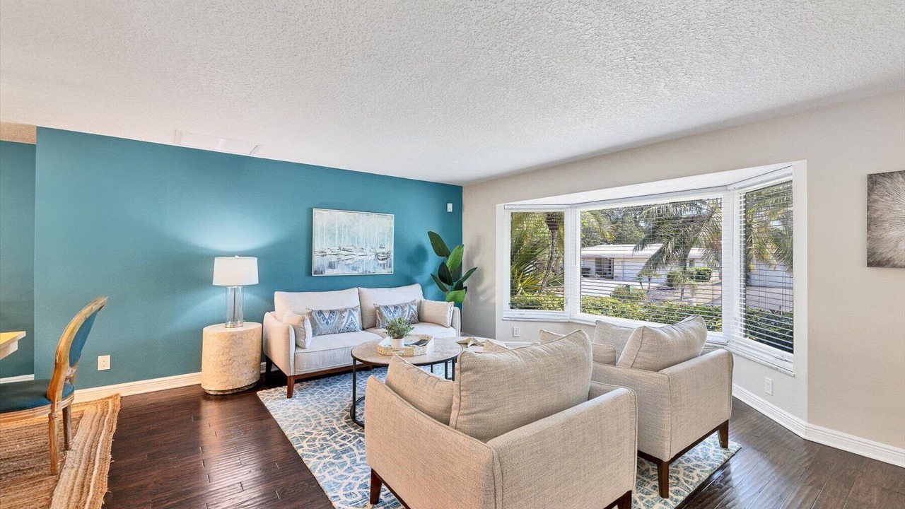 Photo of Livingroom in Harbor Hills