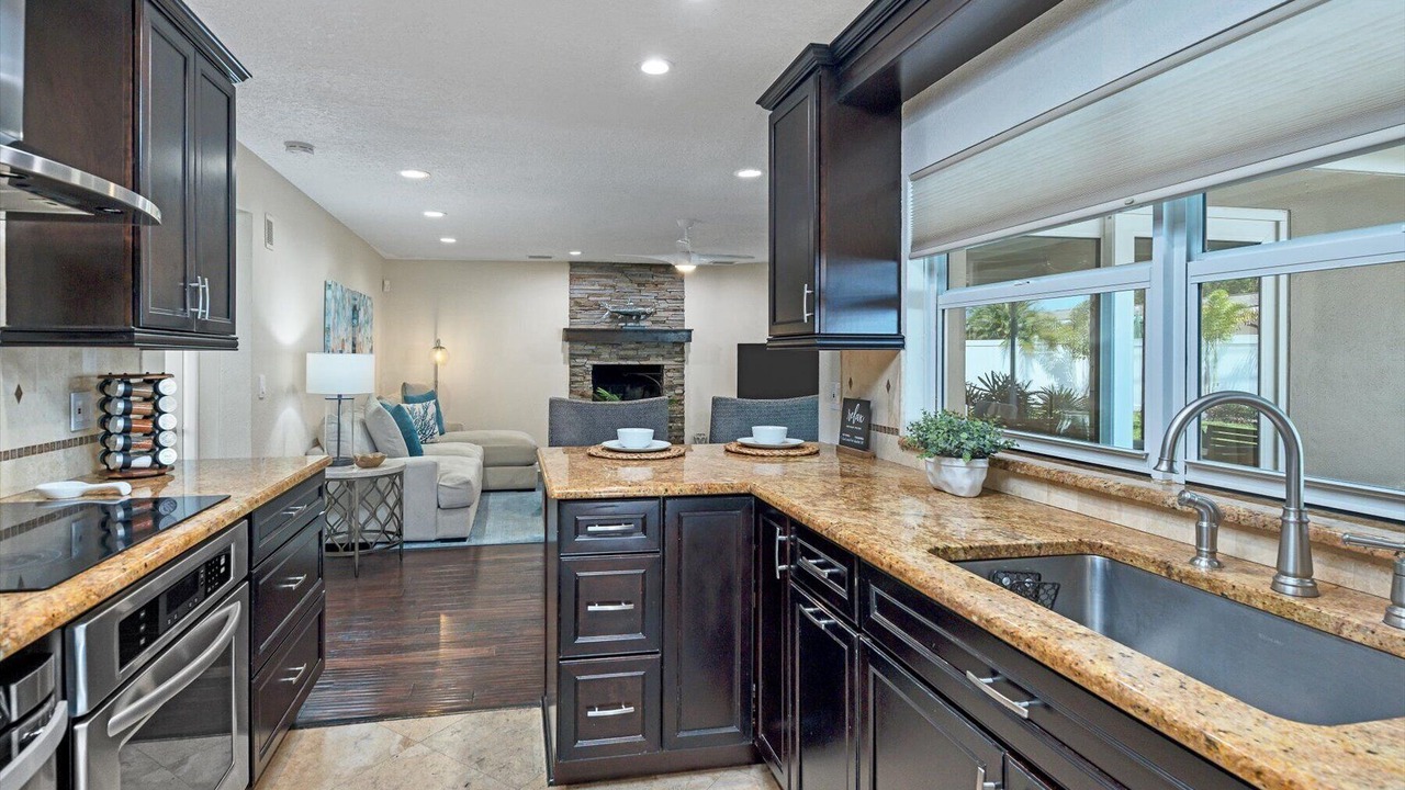 Photo of Kitchen in Harbor Hills