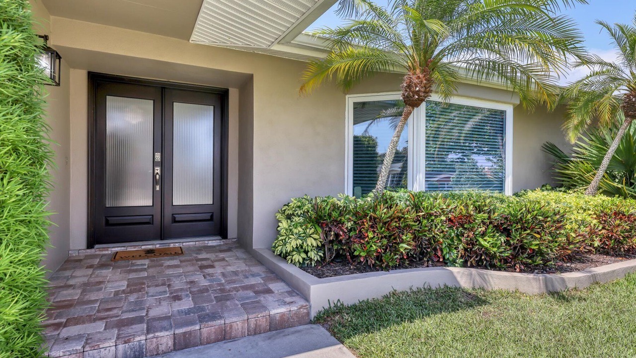Photo of Outdoor in Harbor Hills