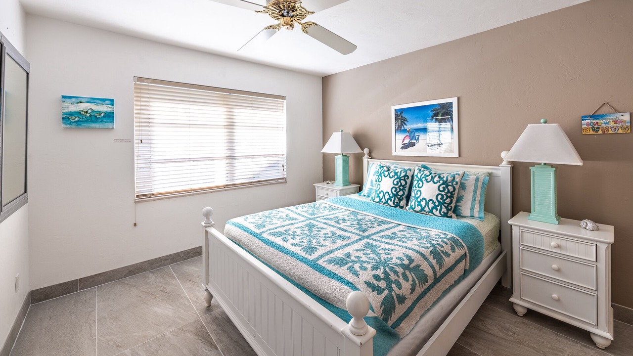 Photo of Bedroom in Eight Lakes