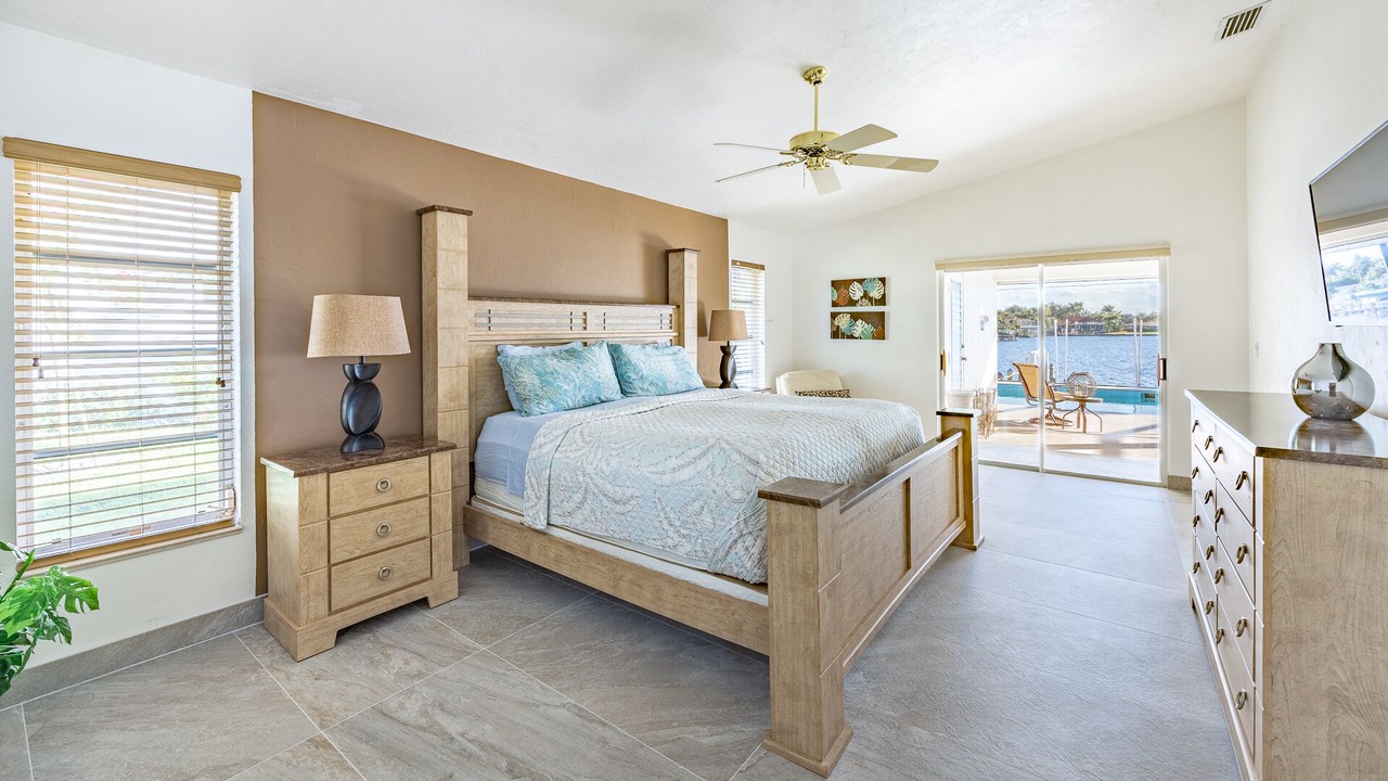 Photo of Bedroom in Eight Lakes