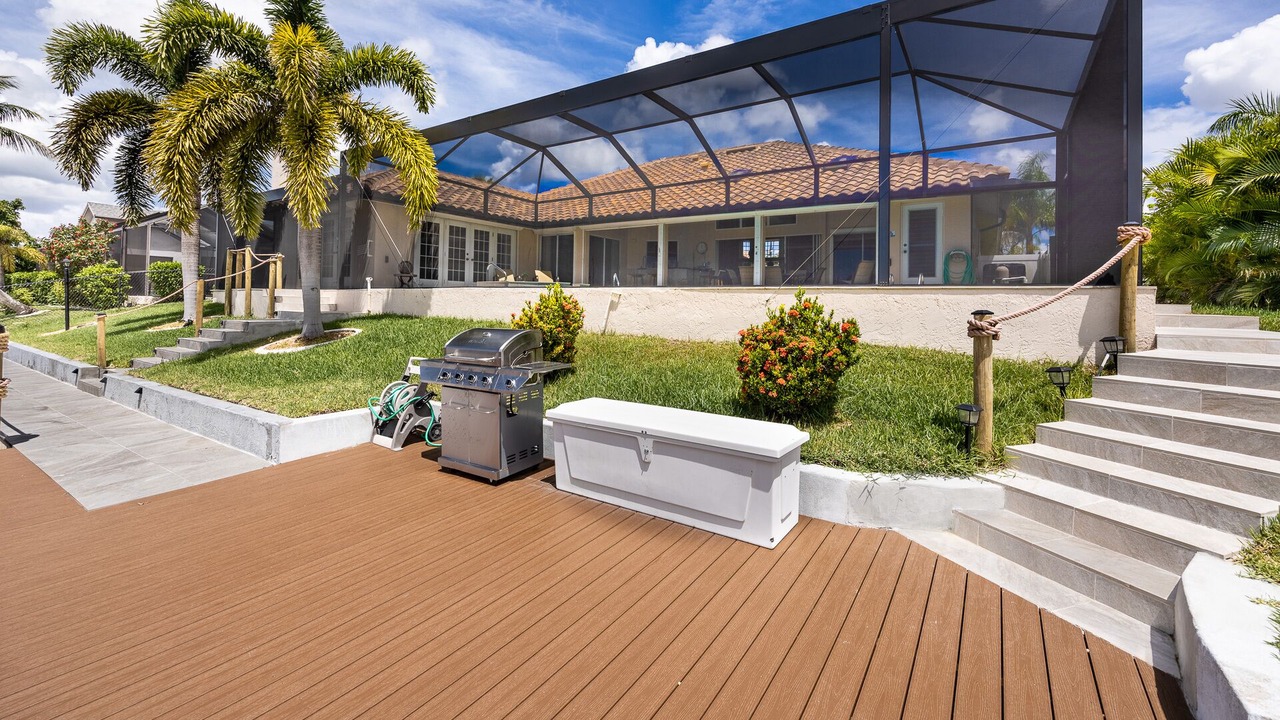 Photo of Patio Balcony in Eight Lakes