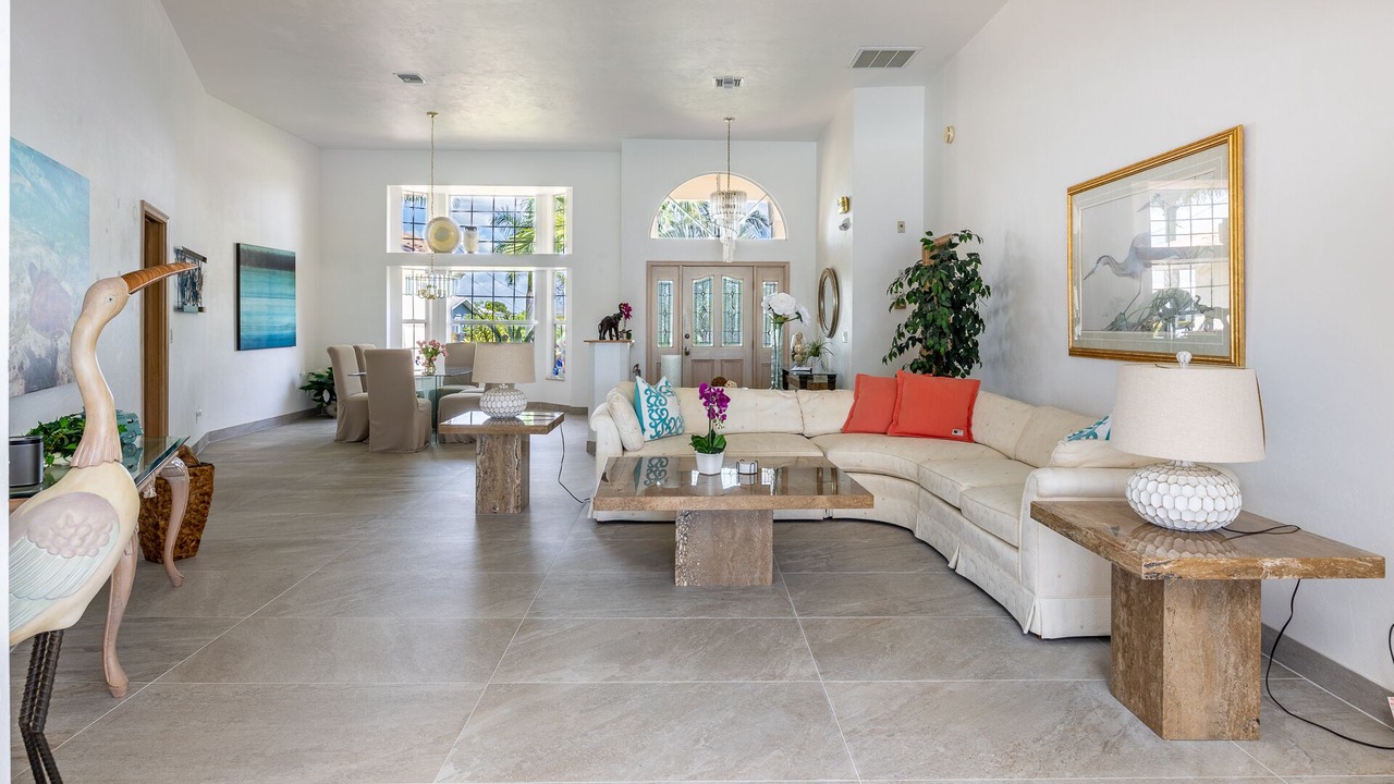 Photo of Livingroom in Eight Lakes