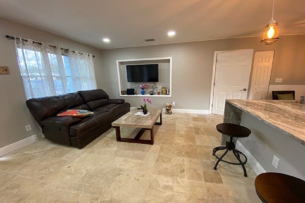 Photo of Livingroom in Crystal Beach