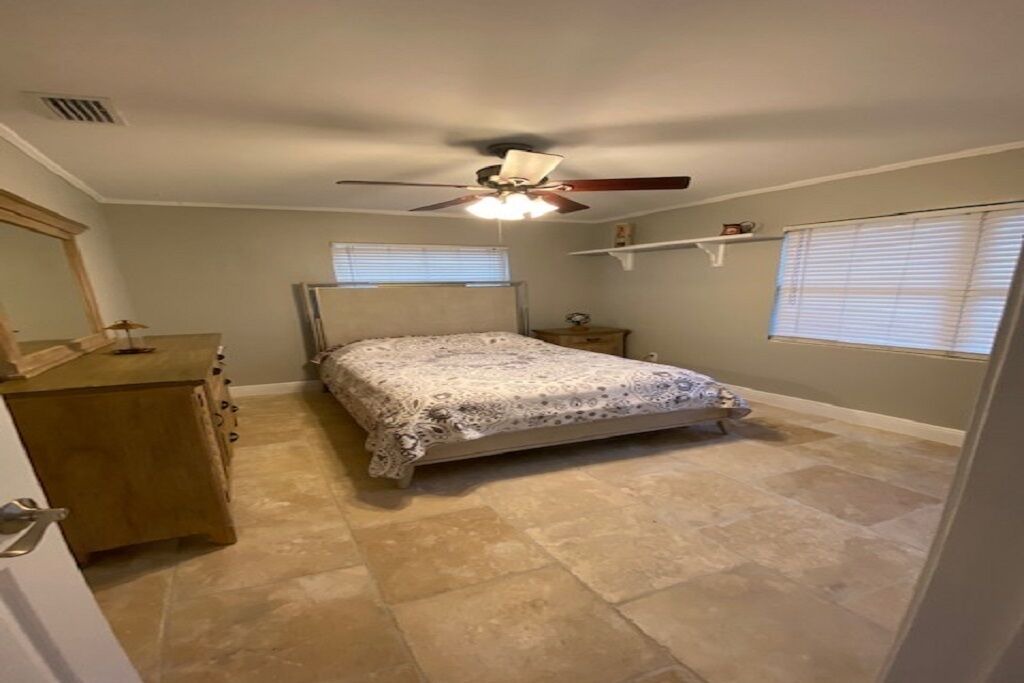 Photo of Bedroom in Crystal Beach