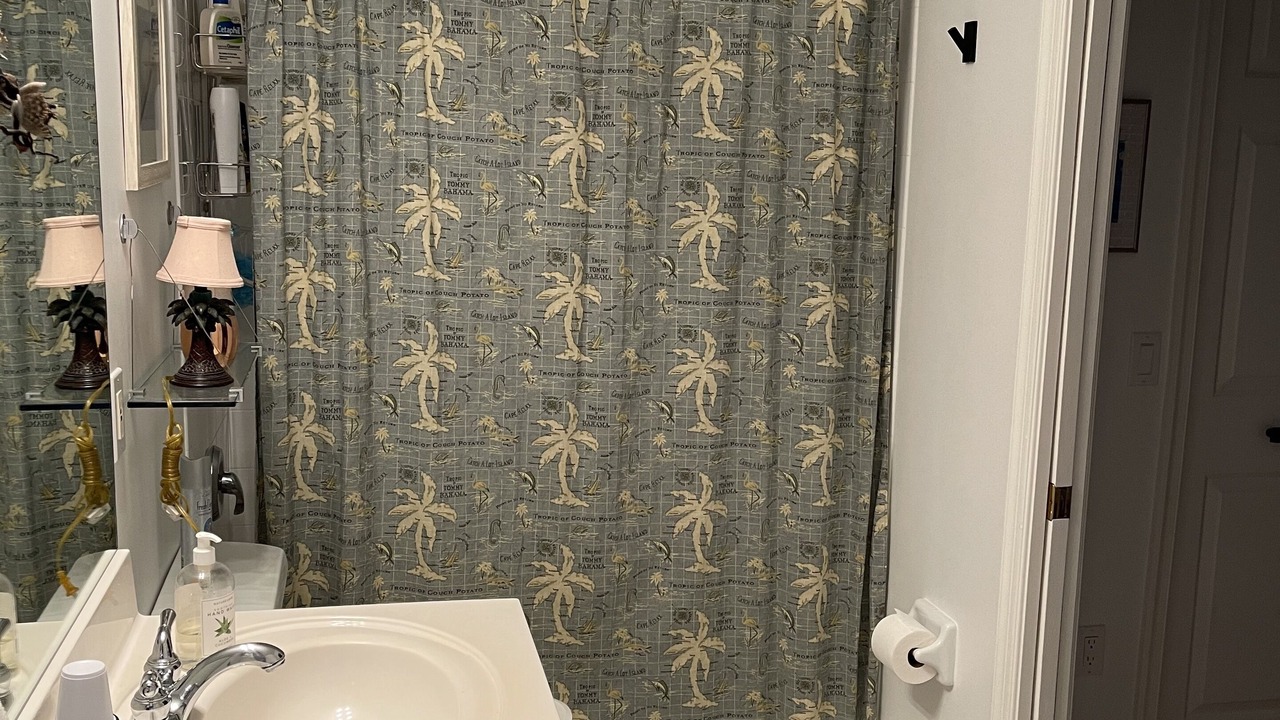 Photo of Bathroom in Naples