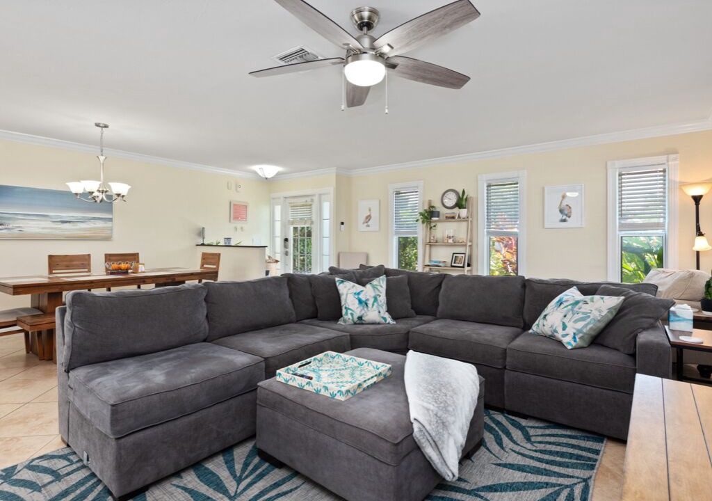 Photo of Livingroom in Naples Park