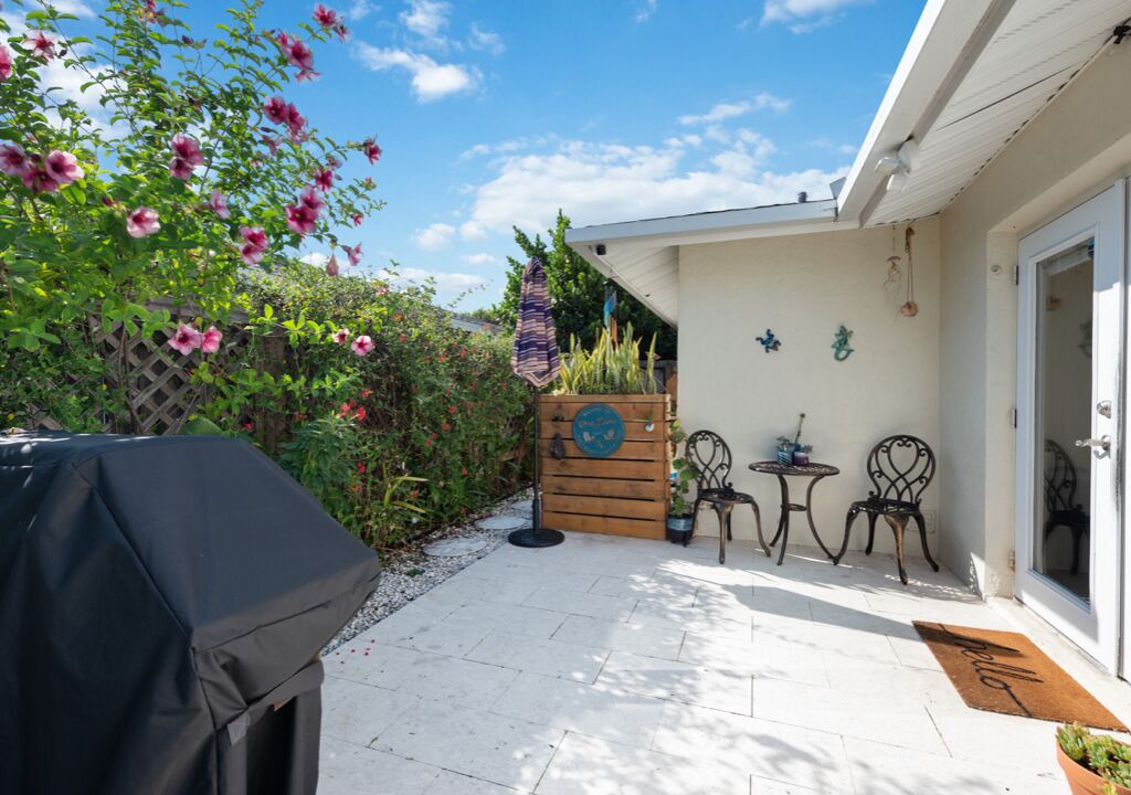 Photo of Patio Balcony in Naples Park