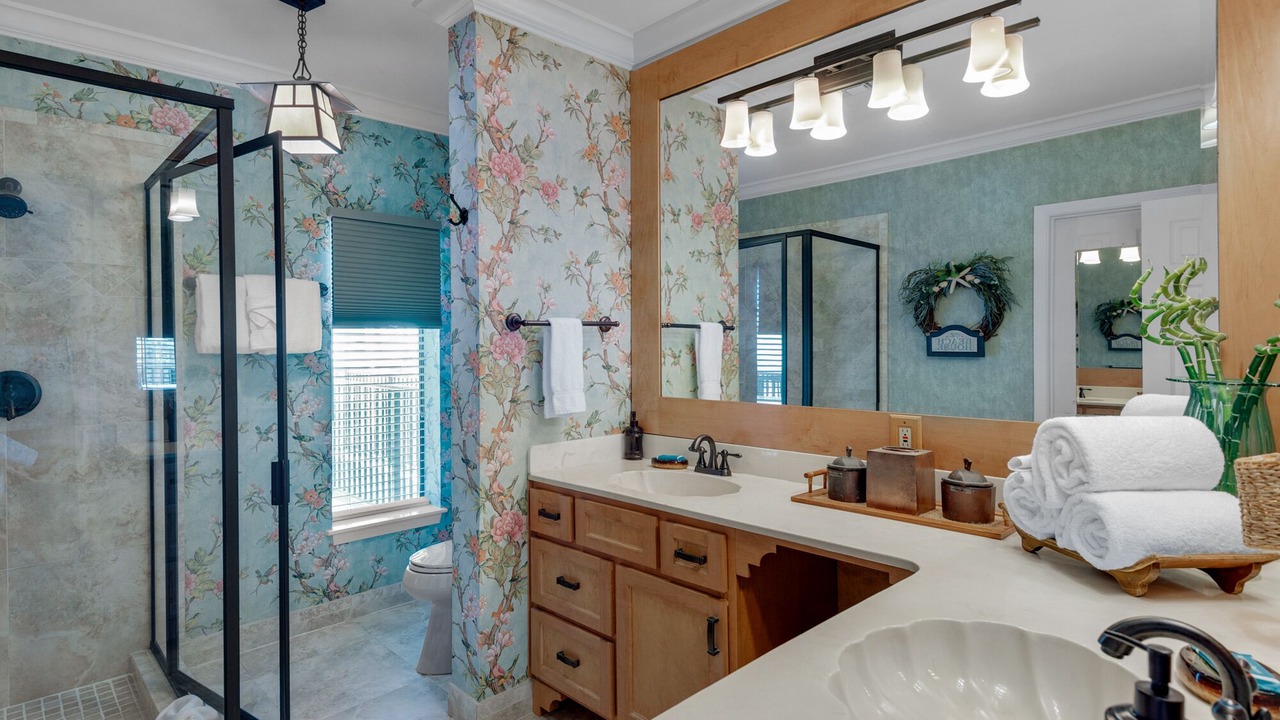 Photo of Bathroom in Dune Allen Beach