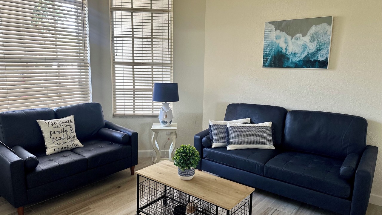 Photo of Livingroom in Park Shore