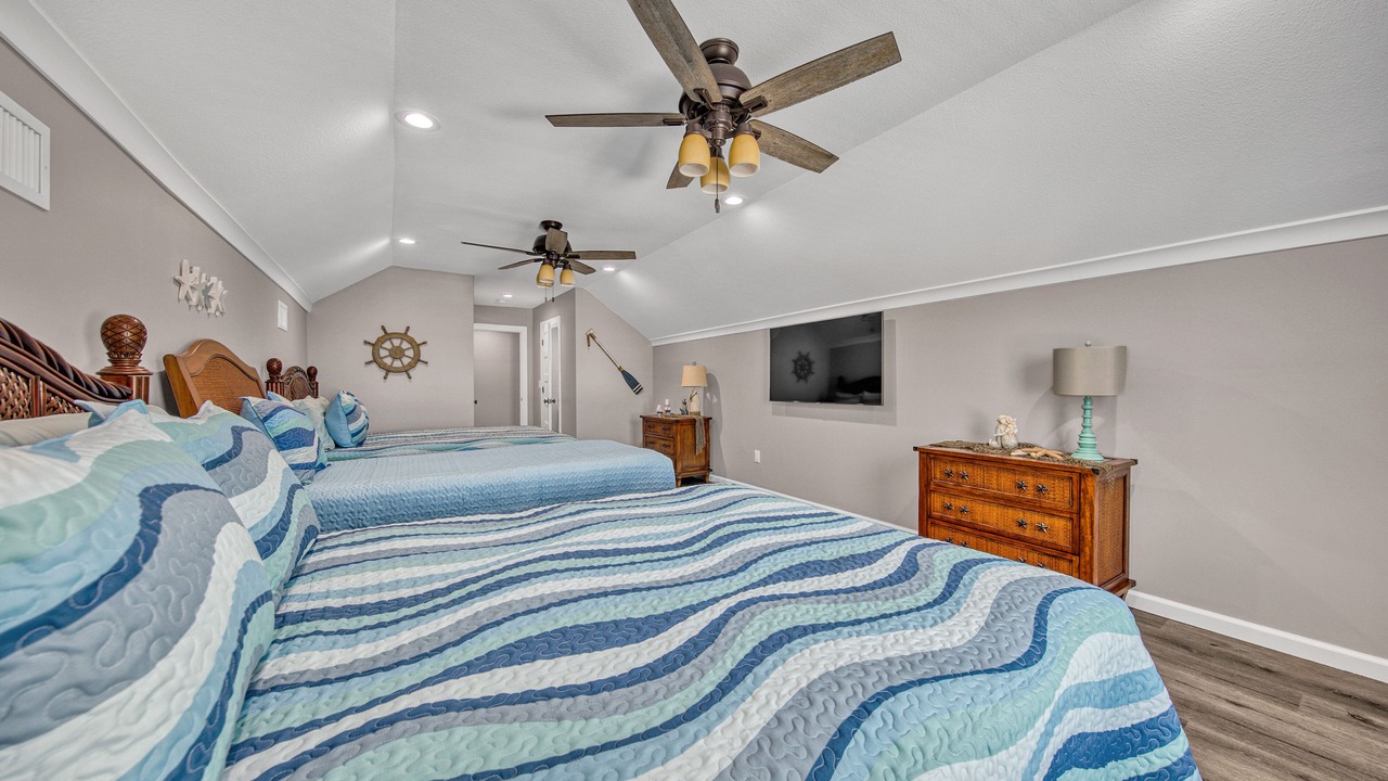 Photo of Bedroom in Gulf Pines