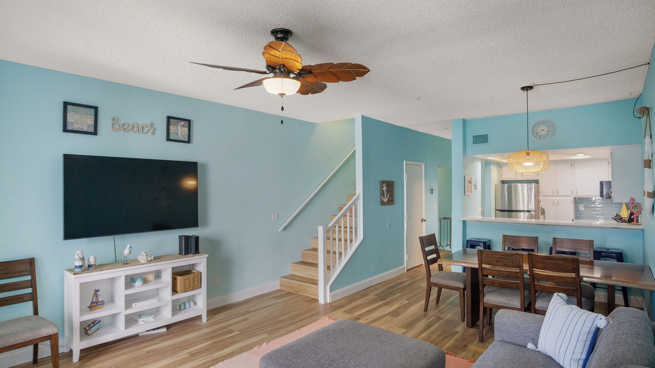 Photo of Livingroom in Island Estate