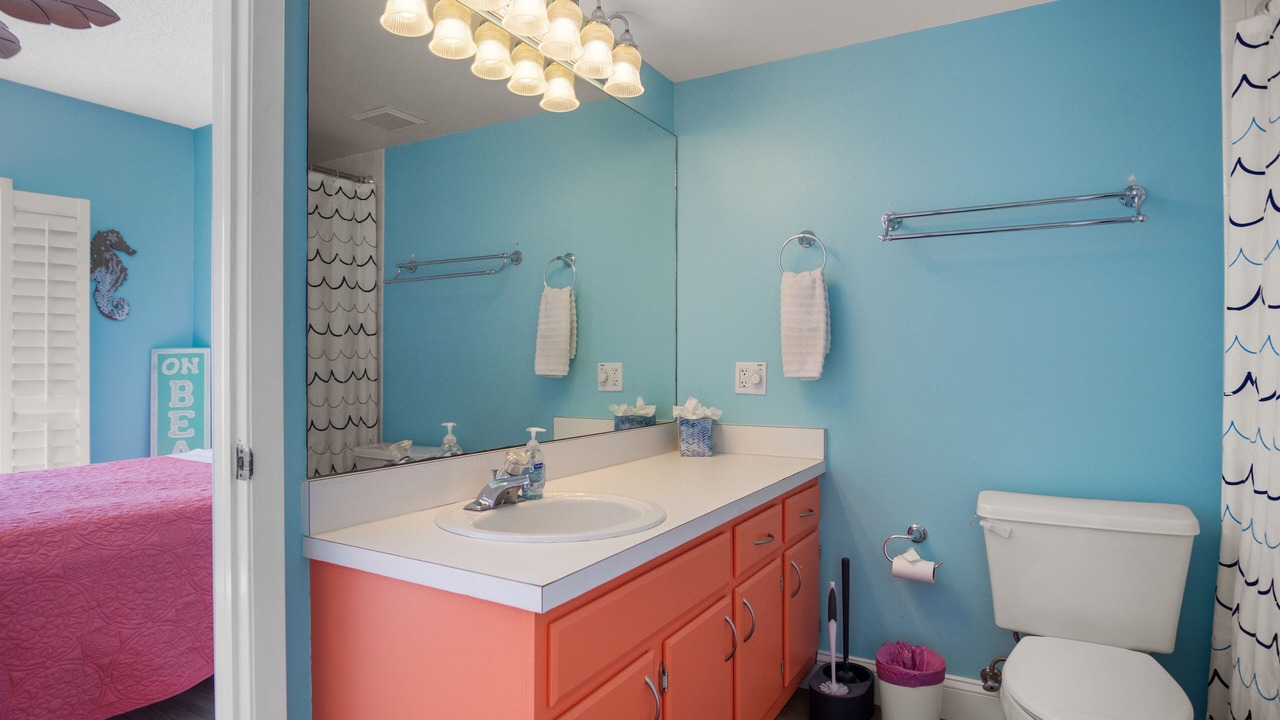 Photo of Bathroom in Island Estate