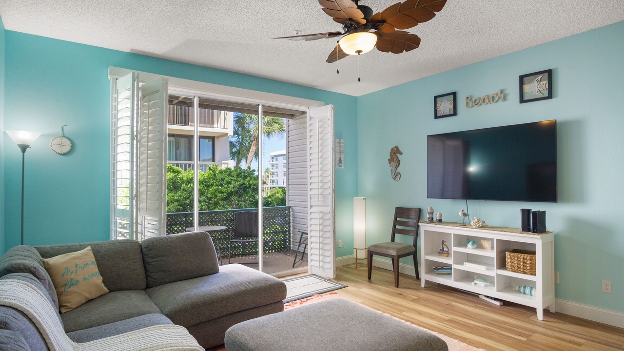 Photo of Livingroom in Island Estate