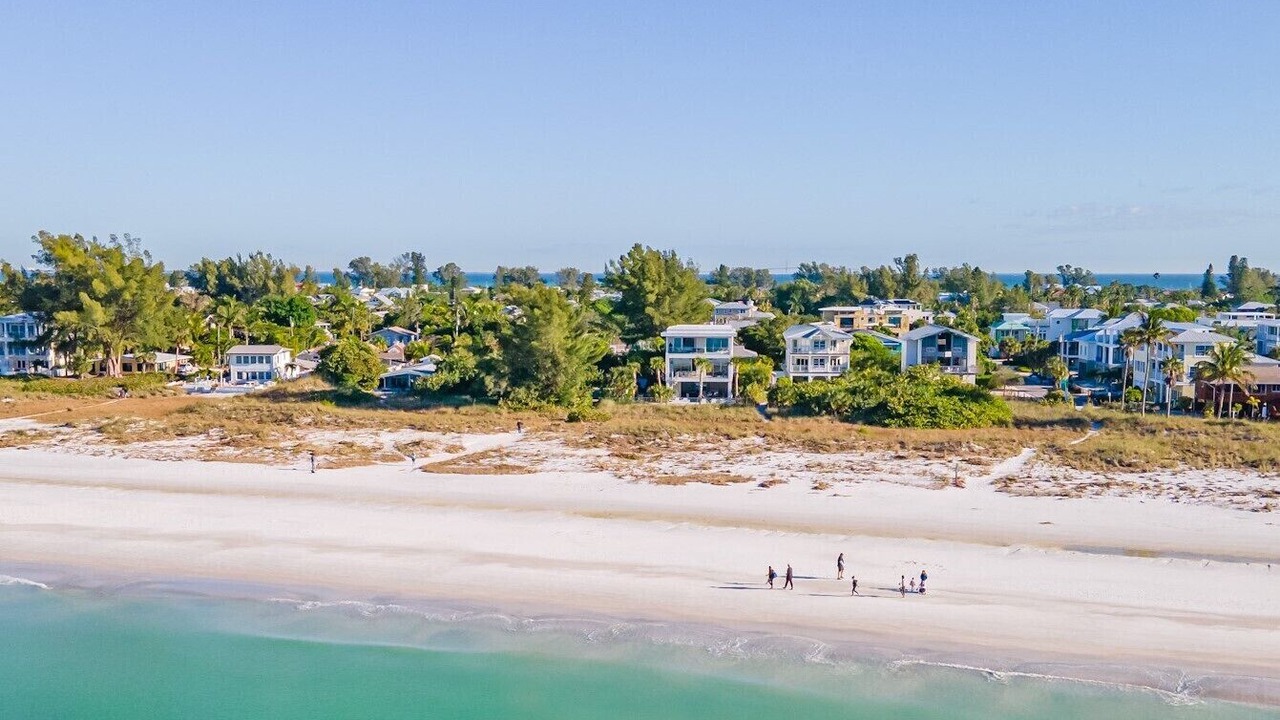 Photo of Others in Anna Maria
