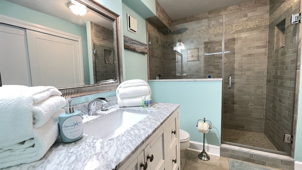 Photo of Bathroom in Villa Sabine
