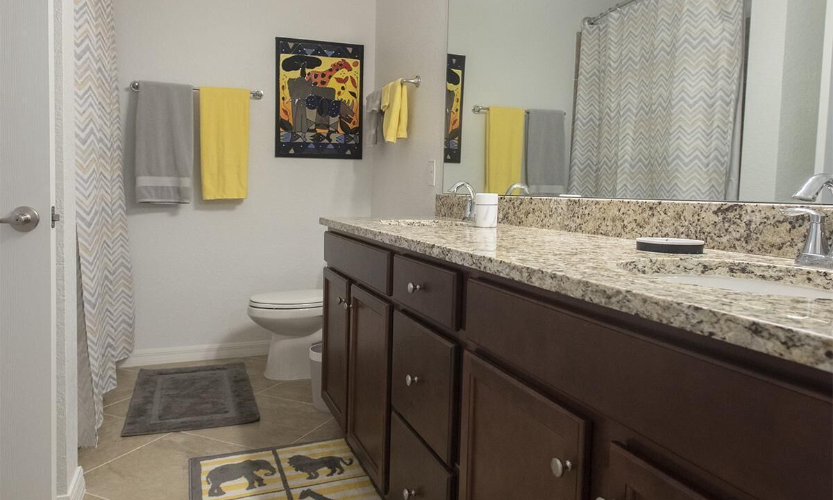 Photo of Bathroom in Lakewood Ranch