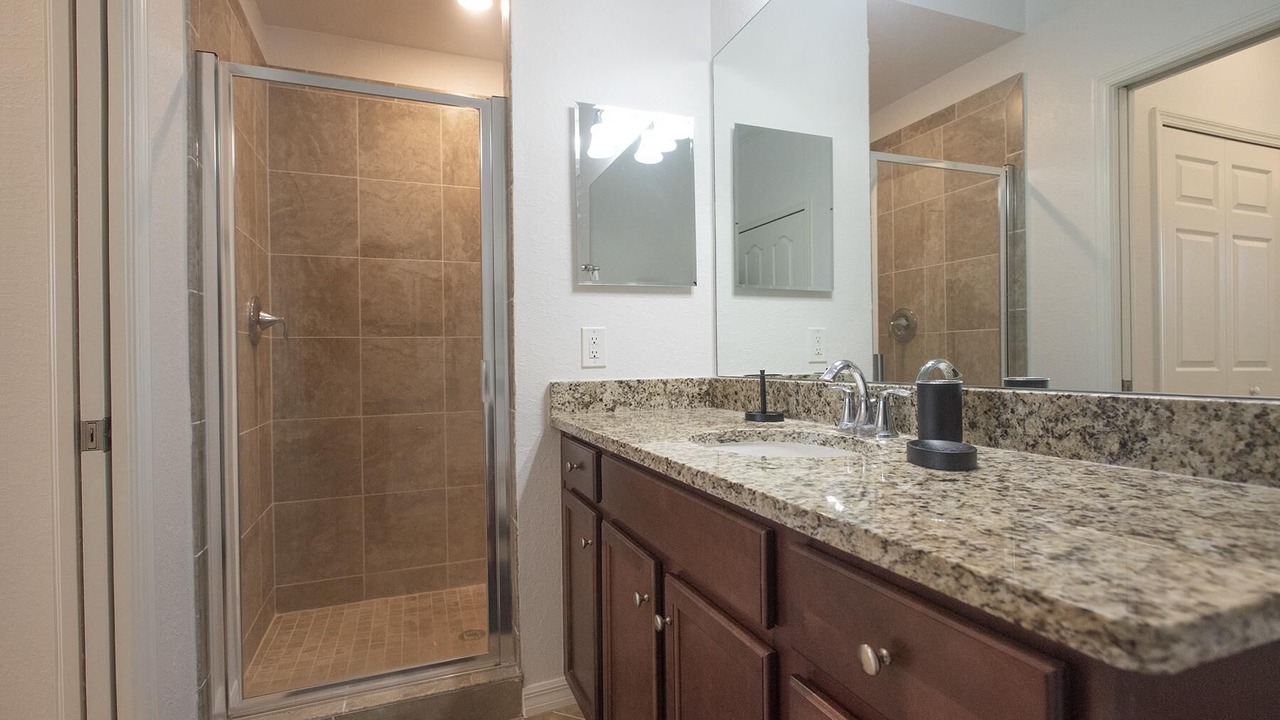 Photo of Bathroom in Lakewood Ranch