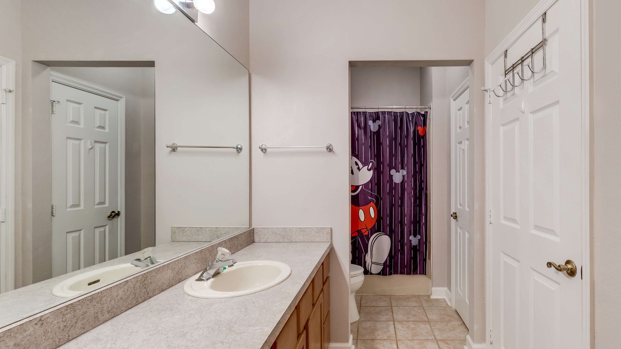 Photo of Bathroom in Windsor Palms