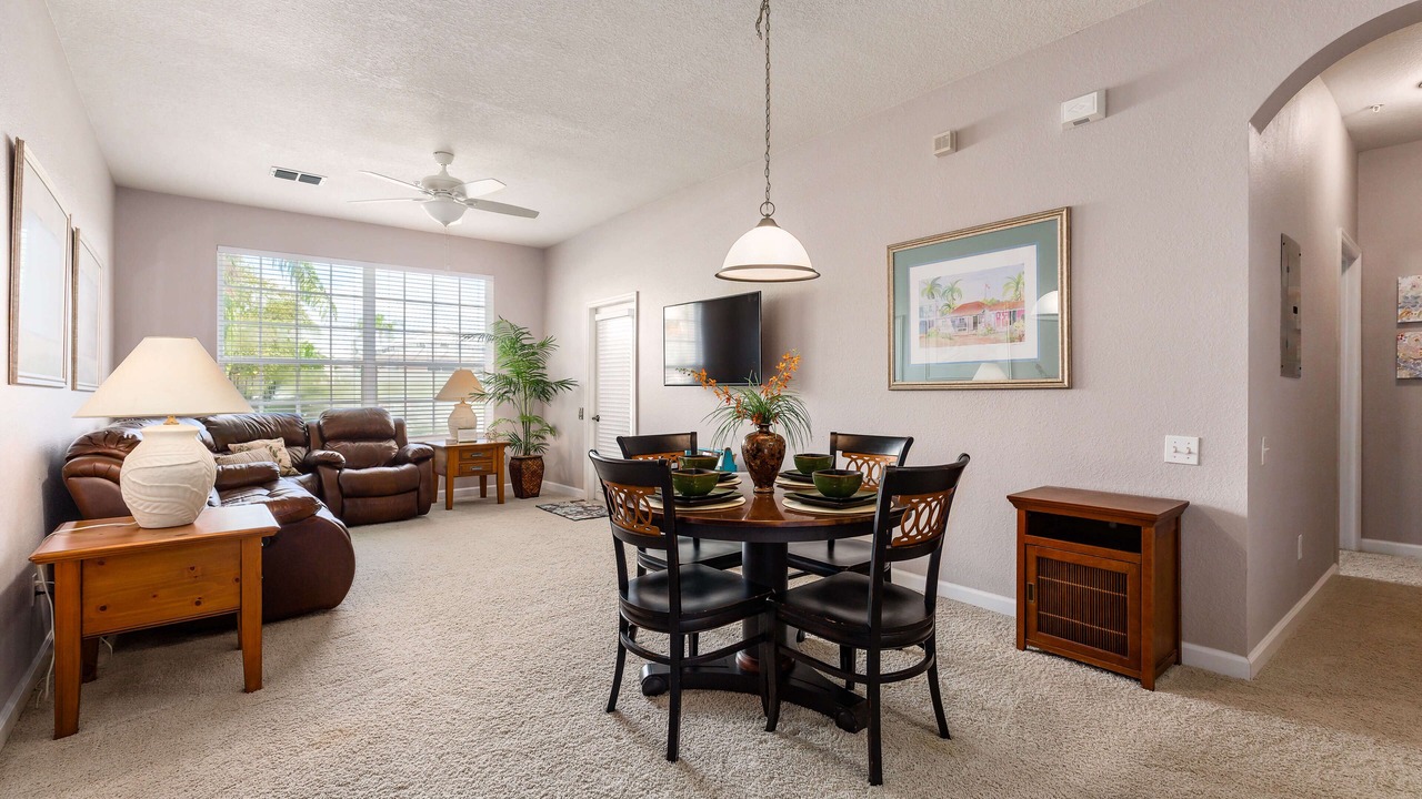 Photo of Bedroom in Windsor Palms
