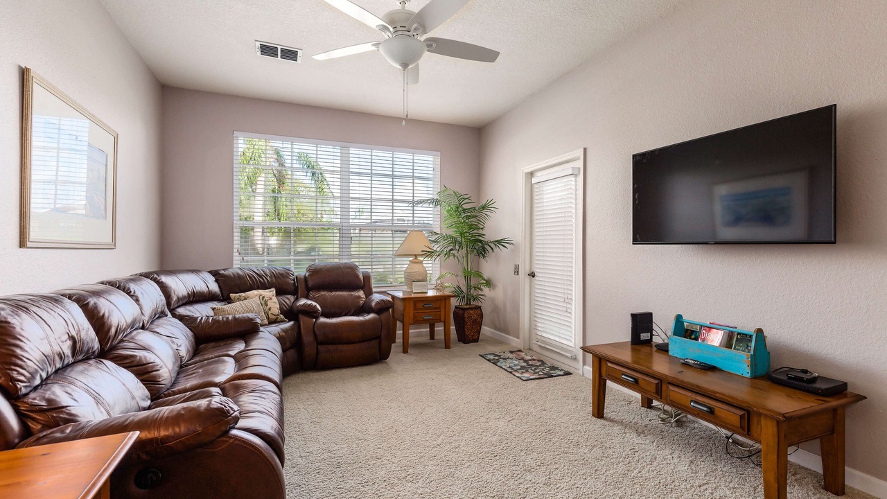 Photo of Bedroom in Windsor Palms