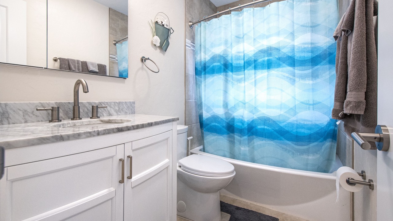 Photo of Bathroom in Isles of Capri