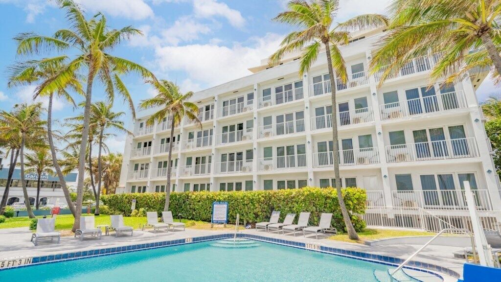Photo of Others in Pompano Beach