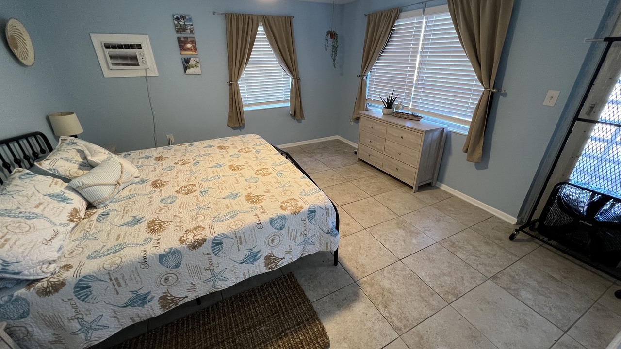 Photo of Bedroom in Isles of Capri