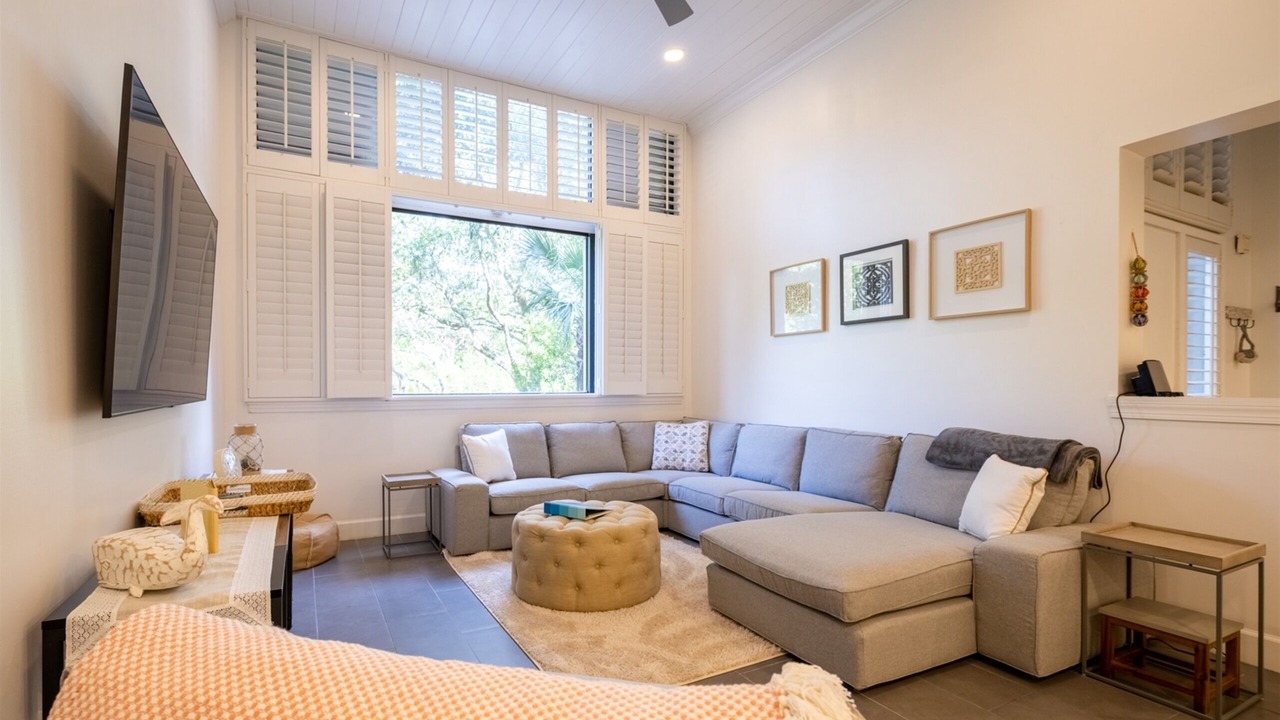 Photo of Livingroom in Fernandina Beach