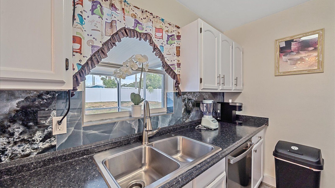 Photo of Kitchen in Trailer Estates