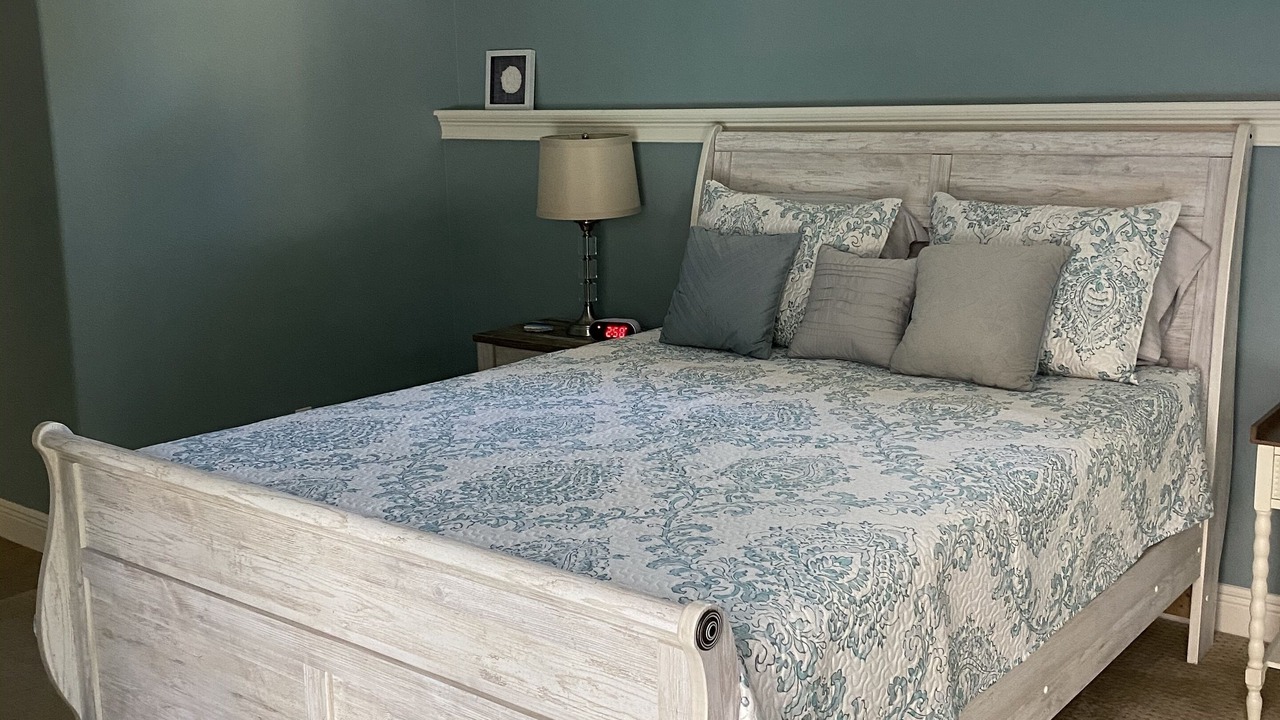 Photo of Bedroom in Hudson Bayou