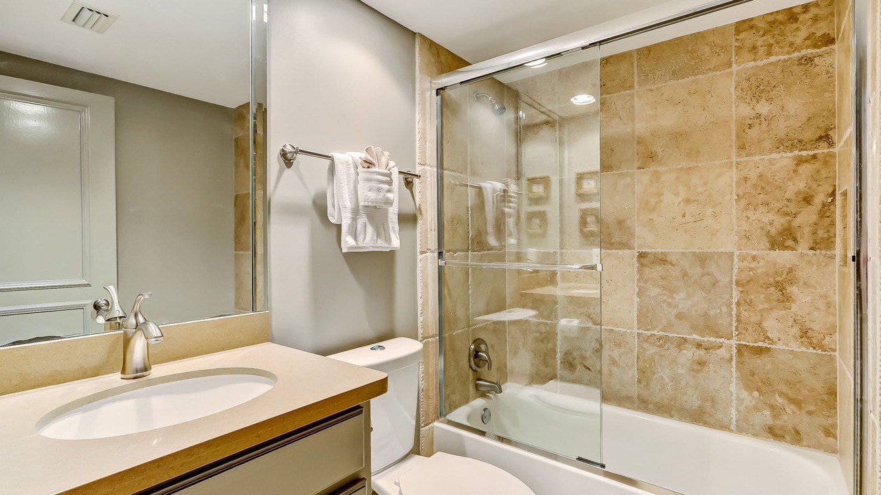 Photo of Bathroom in Fernandina Beach