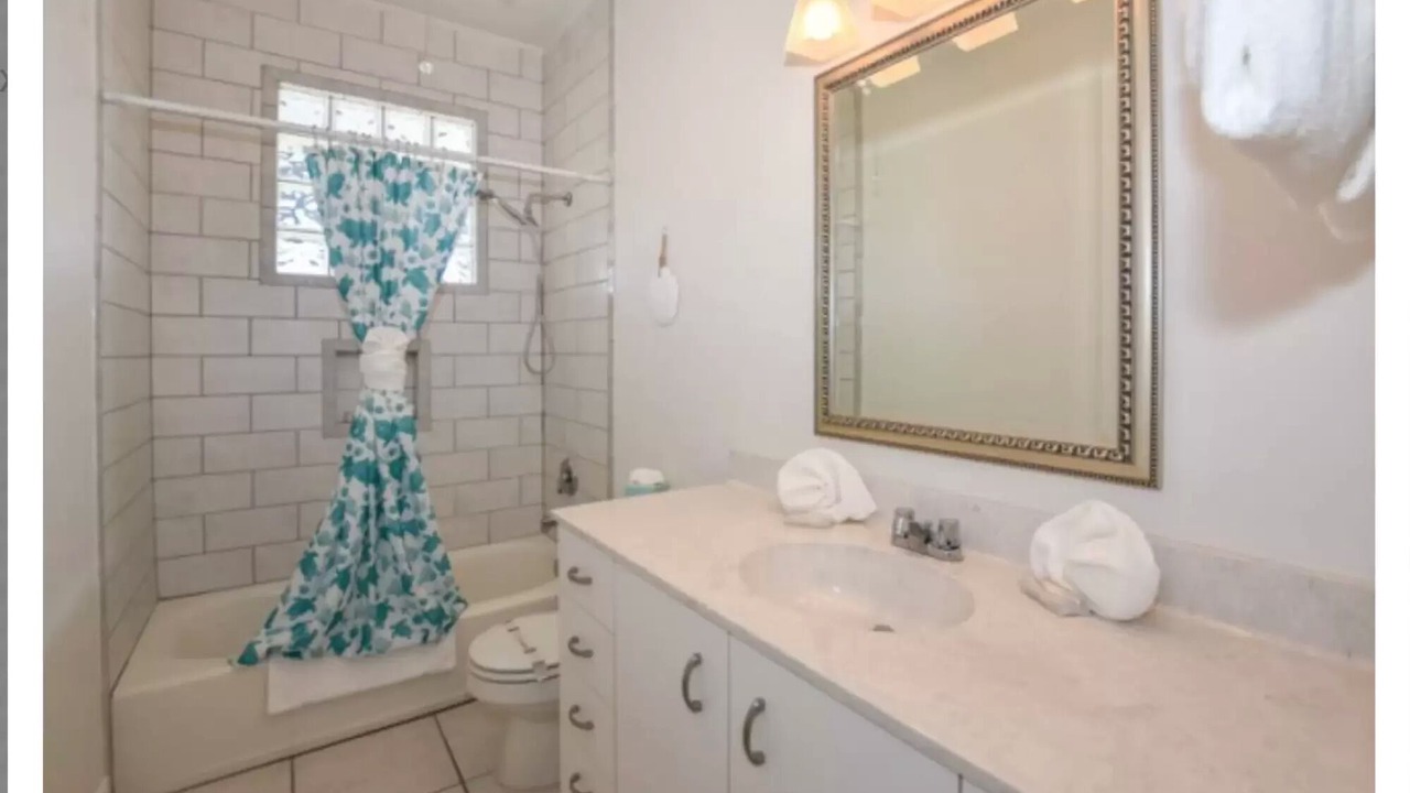 Photo of Bathroom in Avalon by the Sea
