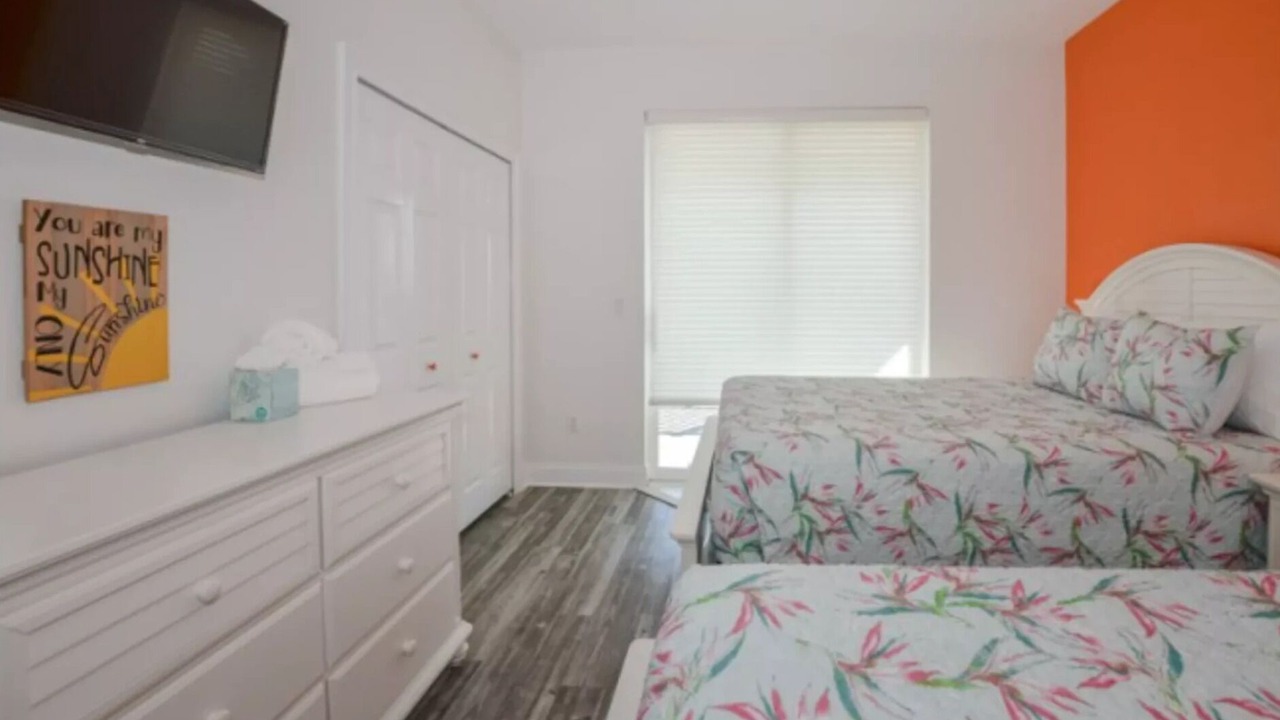 Photo of Bedroom in Avalon by the Sea