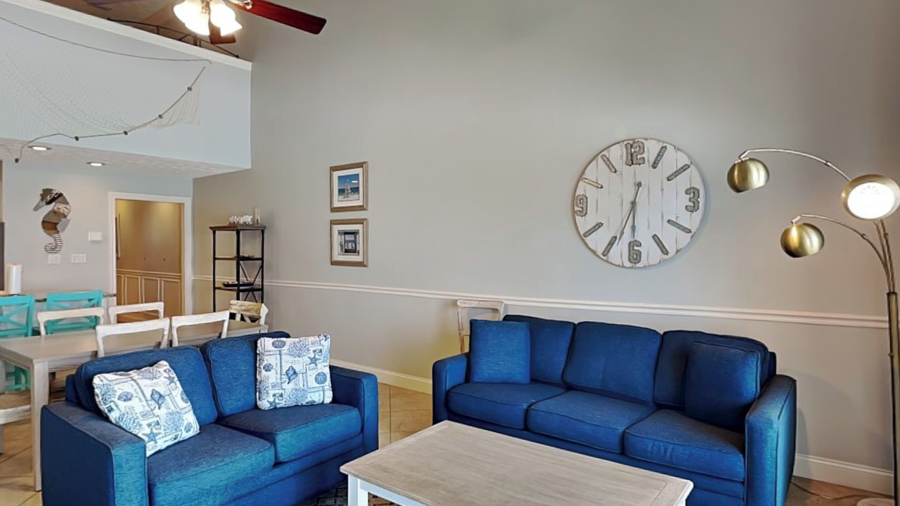 Photo of Livingroom in Crystal Beach