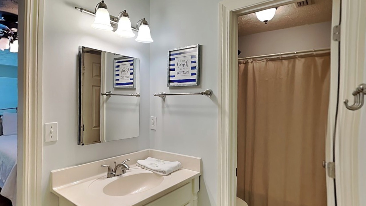 Photo of Bathroom in Crystal Beach