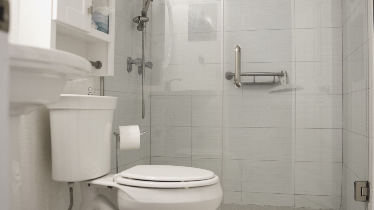 Photo of Bathroom in New Smyrna Beach