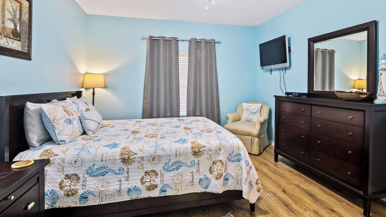 Photo of Bedroom in New Smyrna Beach