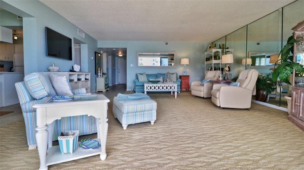 Photo of Livingroom in New Smyrna Beach