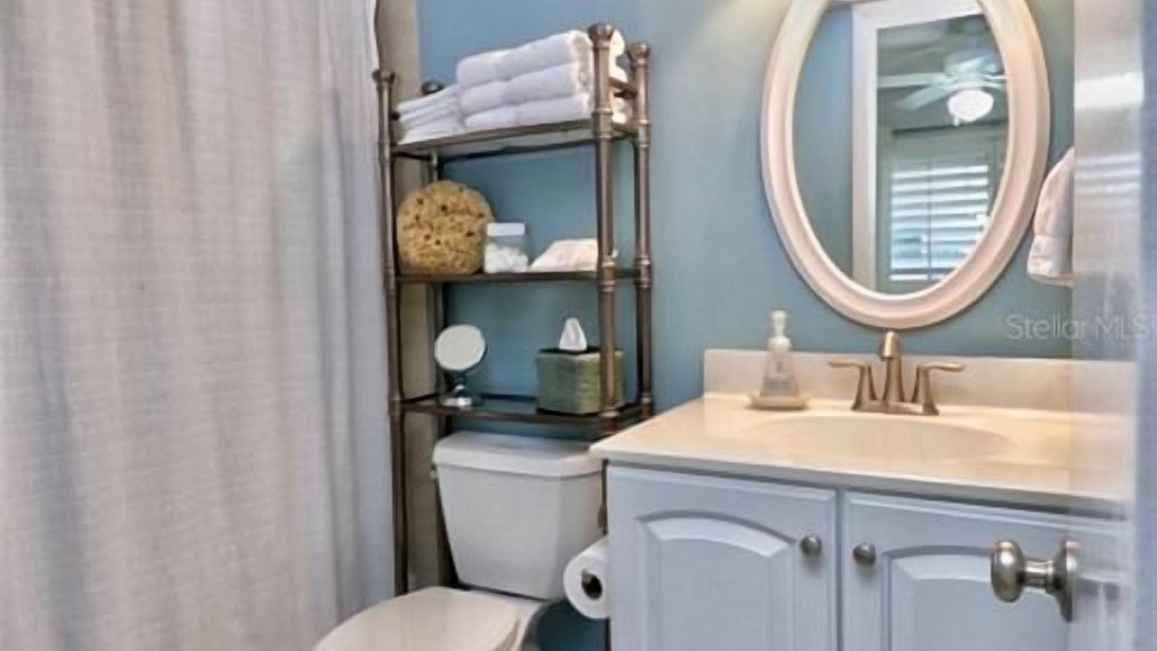 Photo of Bathroom in New Smyrna Beach