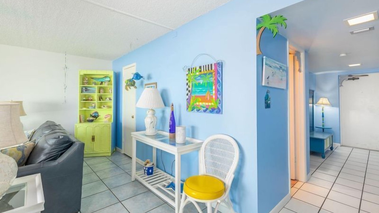 Photo of Livingroom in New Smyrna Beach