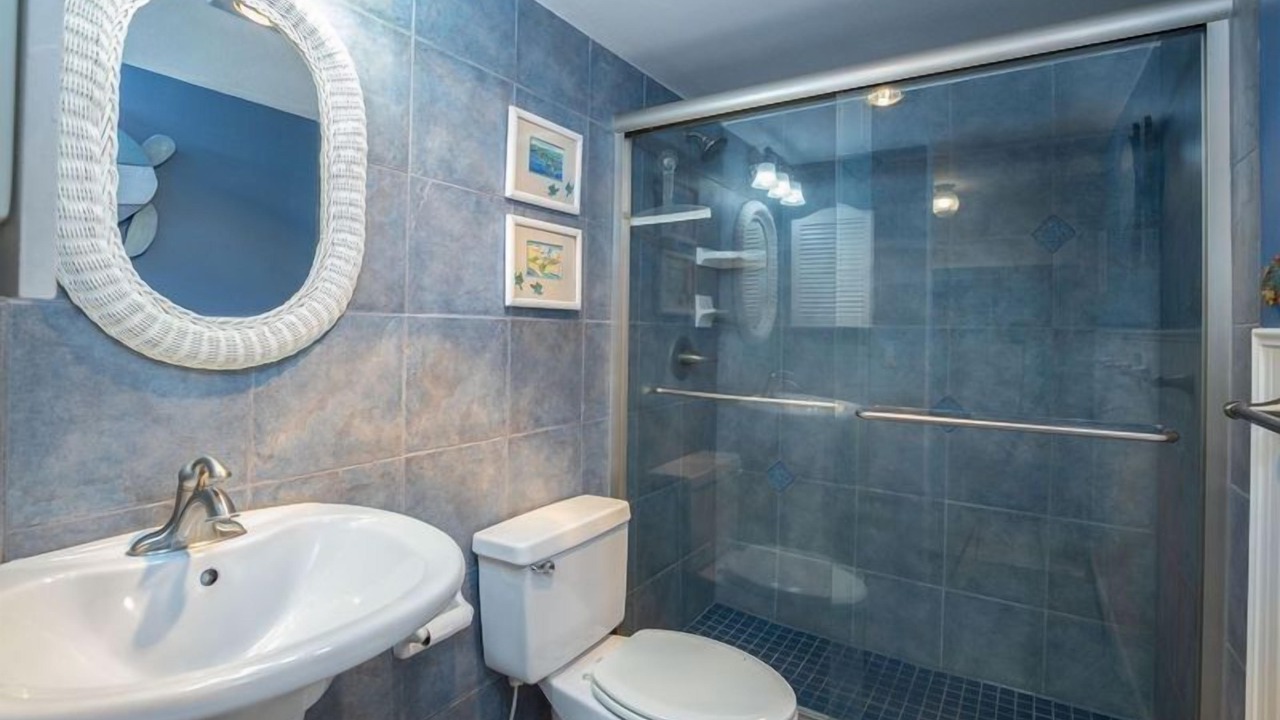 Photo of Bathroom in New Smyrna Beach