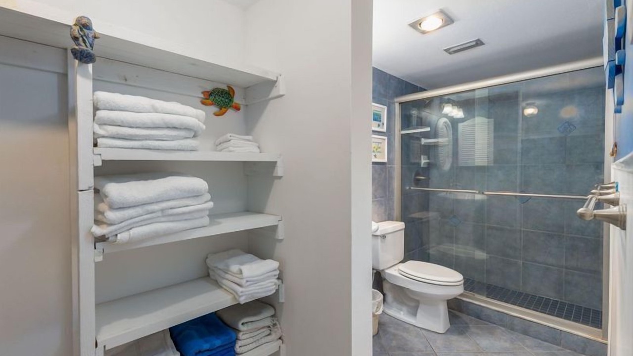 Photo of Bathroom in New Smyrna Beach