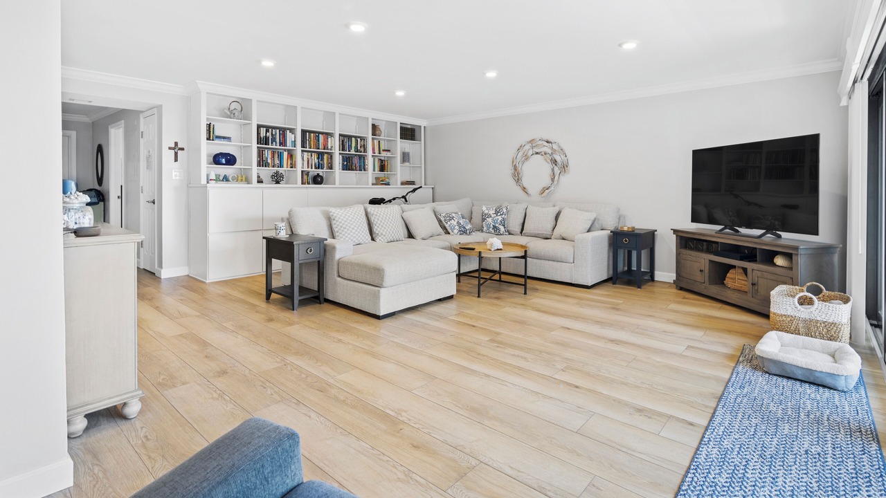 Photo of Livingroom in New Smyrna Beach