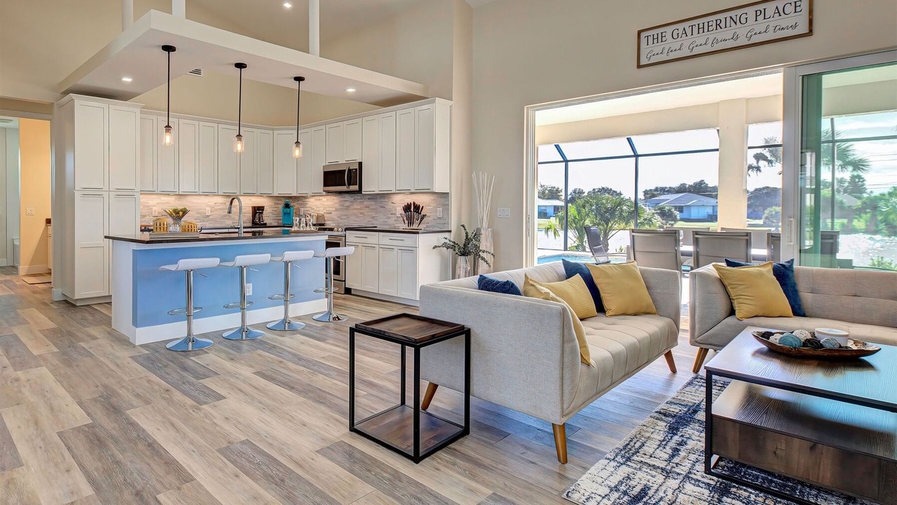 Photo of Livingroom in Rotonda Heights
