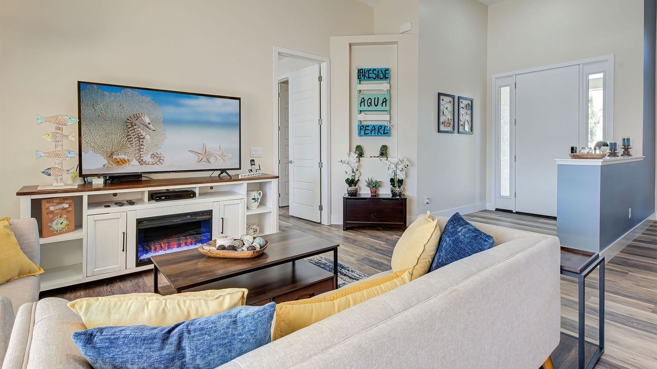 Photo of Livingroom in Rotonda Heights
