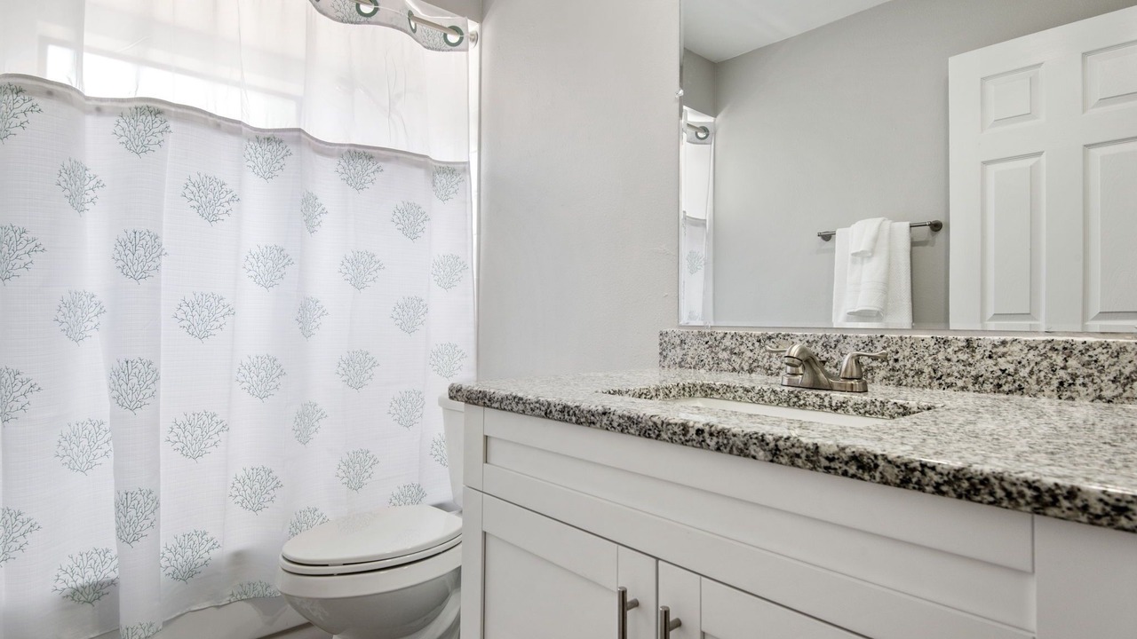Photo of Bathroom in Largo