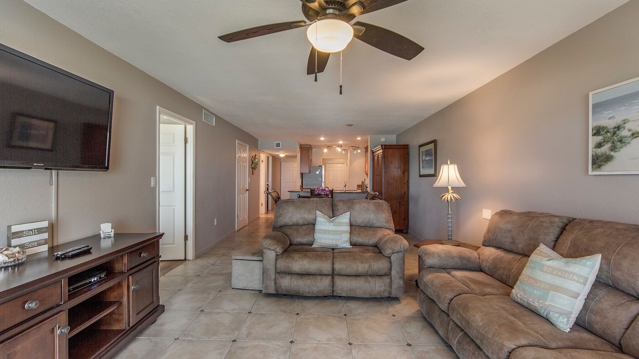 Photo of Livingroom in St. Petersburg - Clearwater